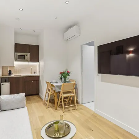 Apartment Lavie Maison Ac And Hot Tub Close Arc De Triomphe Paris