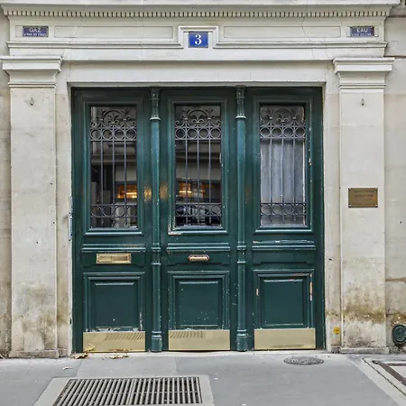 Lavie Maison Ac And Hot Tub Close Arc De Triomphe Apartment Paris